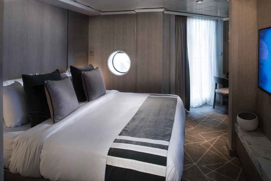Celebrity Cruises, Celebrity Millennium, Royal Suite 3, Copyrights - CEL.jpeg